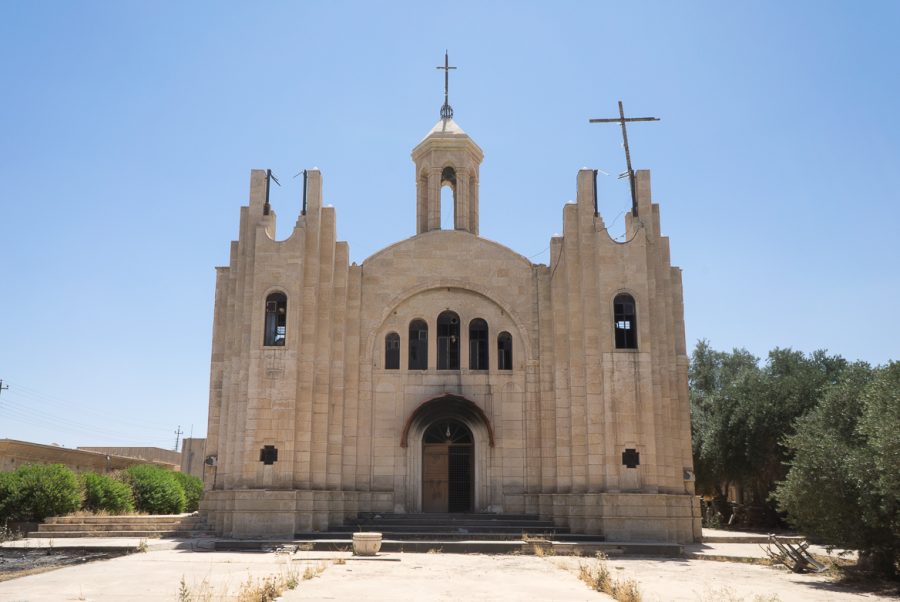 https://www.mesopotamiaheritage.org/wp-content/uploads/2018/02/A1.-Église-Mar-Guorguis-de-Bartella-900x602.jpg