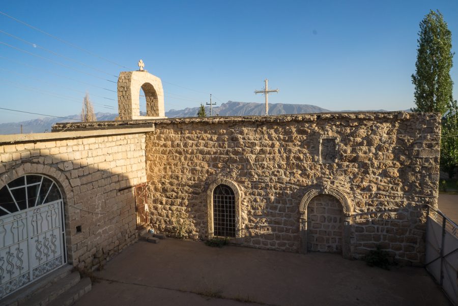 https://www.mesopotamiaheritage.org/wp-content/uploads/2019/06/A1.-Eglise-Mart-Schmouni-de-Ar-Aden-900x602.jpg